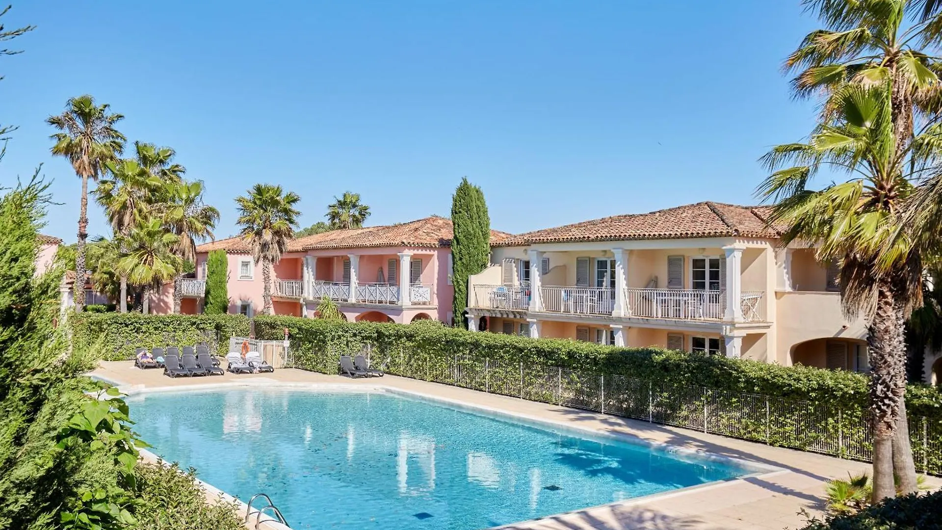 Résidence Prestige Odalys La Palmeraie Grimaud Appart hôtel