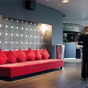**** Aparthotel Standing By Actisource Francia
